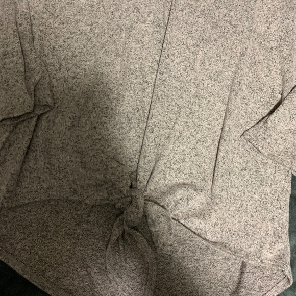 Green envelope tee - Picture 2 of 4